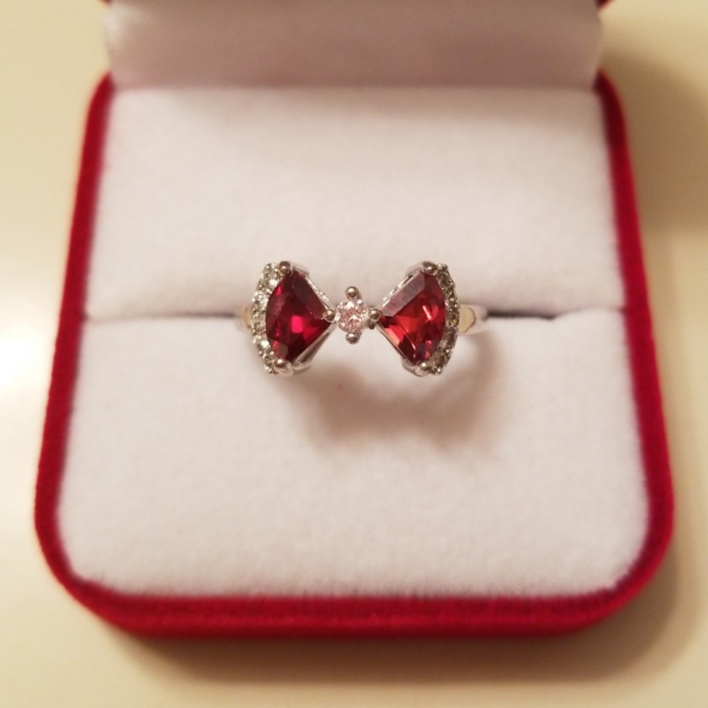 💟Nib Garnet 925 Stamped Ring Size 7 - Picture 1 of 6